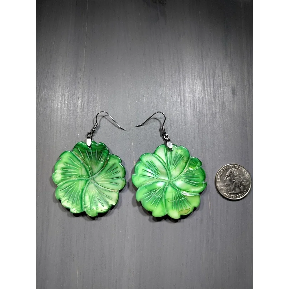 TrailerSpark Green Mother of Pearl Hibiscus Flower Carved Dangle Earrings